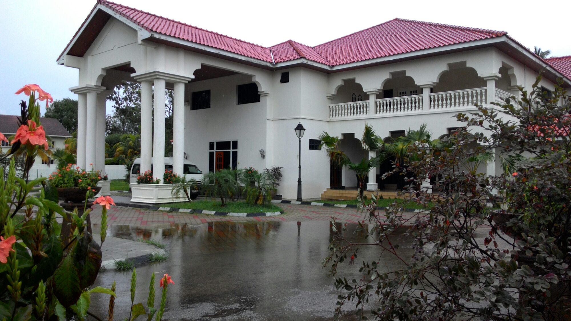 Image result for rumah tamu sri gelora kuantan